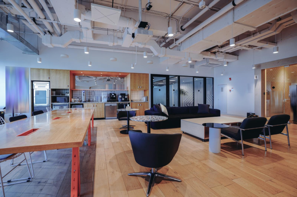 Looking for commercial cleaning in Tampa, FL? Steamatic of Tampa delivers dependable cleaning for business spaces. Get in touch today to schedule service.